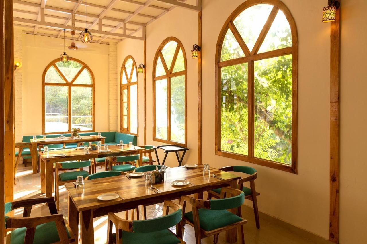 Aaroham Resort, Shimla Exteriör bild