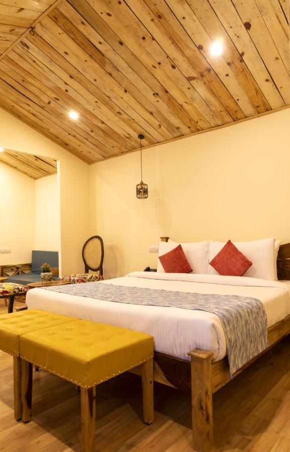 Aaroham Resort, Shimla Exteriör bild