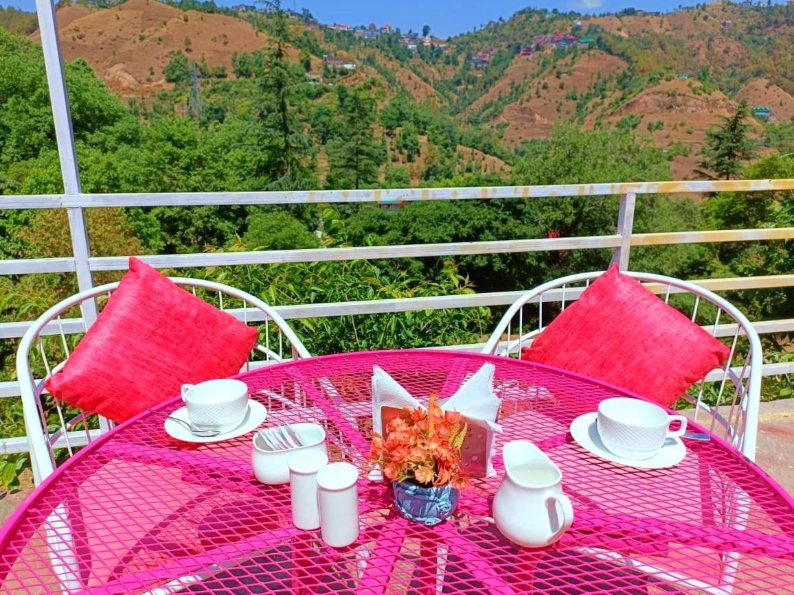 Aaroham Resort, Shimla Exteriör bild