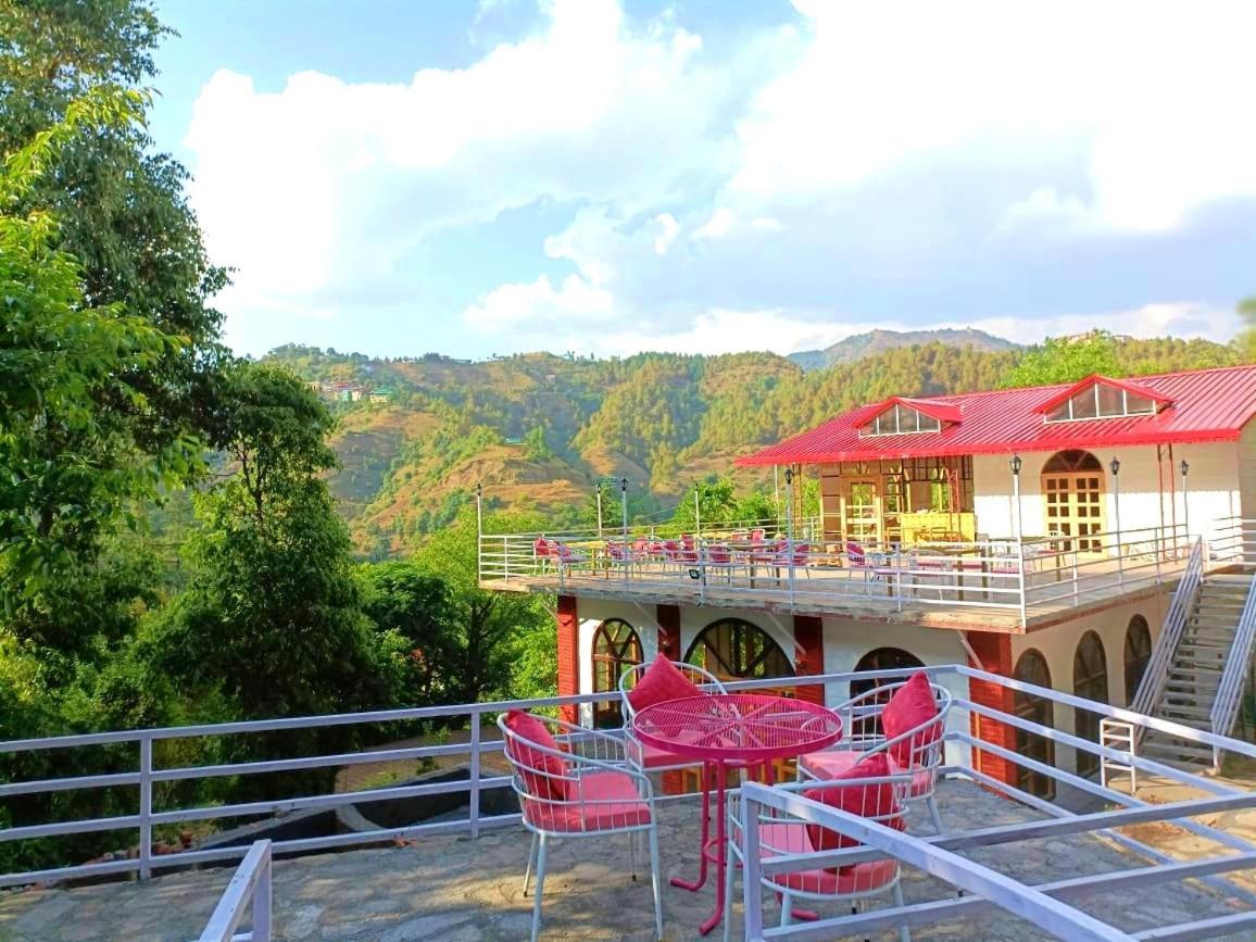 Aaroham Resort, Shimla Exteriör bild