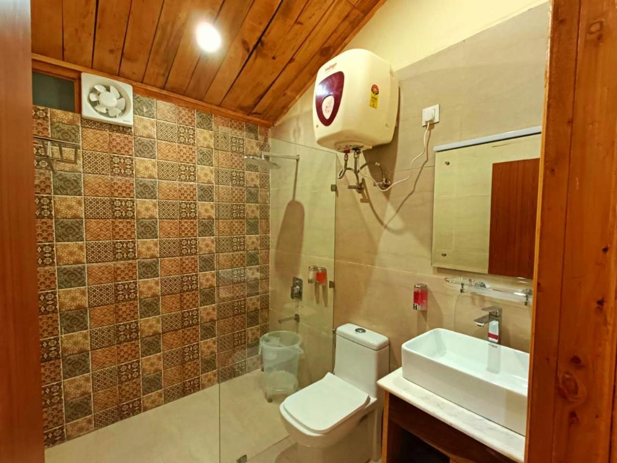 Aaroham Resort, Shimla Exteriör bild